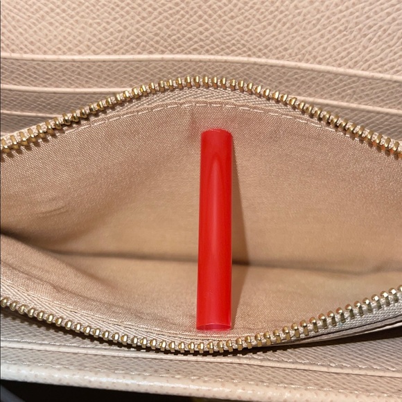 Salvatore Ferragamo Gancini Icona Continental Wallet - Picture 8 of 9